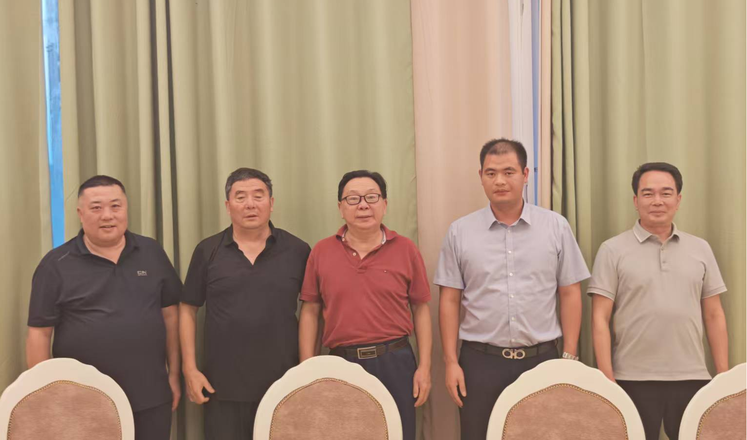 走进4万人的教育航母！渝本才集团董事长徐兴亮带队赴四川三河职业学院开展深度合作交流